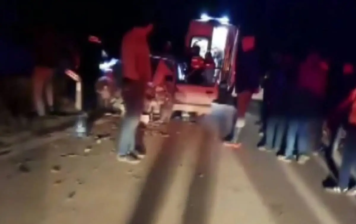 Polatlı'da Otomobil Ile Traktör Arasındaki Çarpışma-1